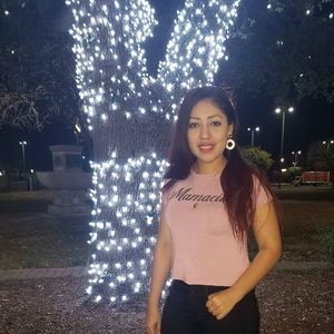 Meet your Posher, Oneyda